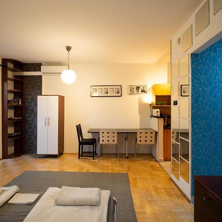Super Cute Studio With Terrace Next To Gozsdu Passage Budapeszt Zewnętrze zdjęcie